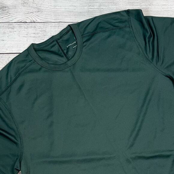 Everlane Uniform NWOT Men's Sports Tee -Short Sleeve T-shirt  Green Size Large - Picture 4 of 7
